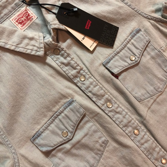 NWT Levi's Larissa Western Cotton Denim Shirt XS - Picture 2 of 4